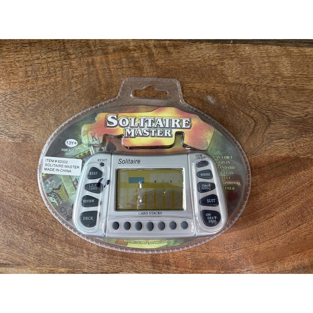 Solitaire Master Handheld Electronic Card Game 13+ Silver New Sealed LCD
